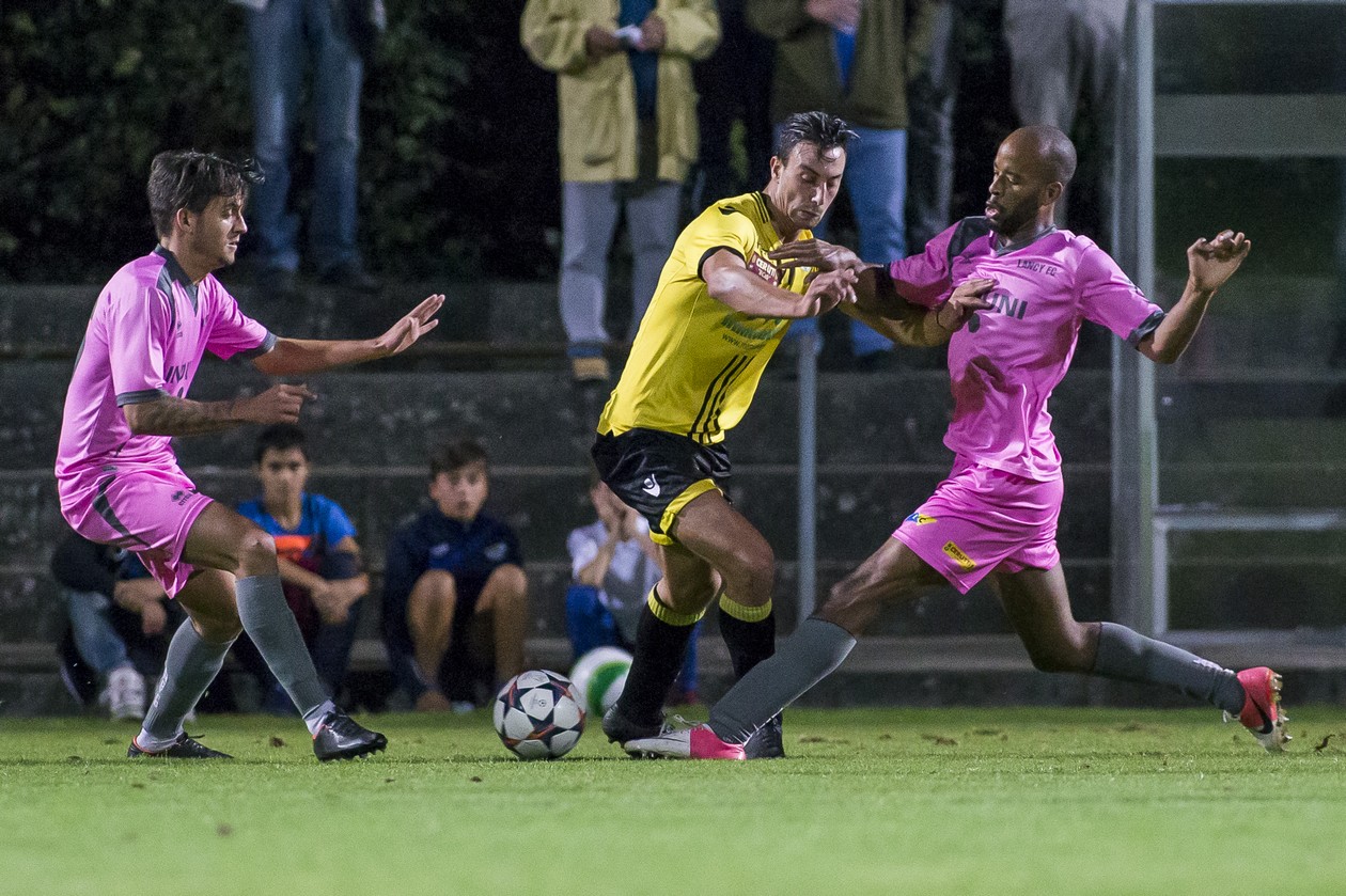 Match de 1ère ligue entre la formation du Fc Lancy et celle du Fc Signal Bernex