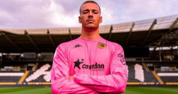 Anthony Racioppi signe à Hull City