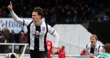 Matthew Bowman veut continuer à gravir les échelons du foot anglais