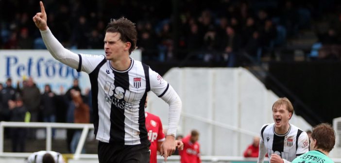 Matthew Bowman veut continuer à gravir les échelons du foot anglais