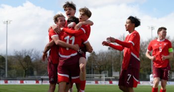 De l’enthousiasme et un premier point pour la Suisse M-18