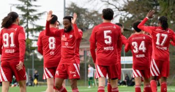 Du football même à Pâques !