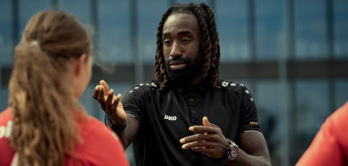 C’est officiel : Johan Djourou entraînera Etoile Carouge