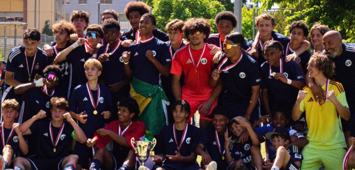 Les M-16 d’Etoile Carouge sont champions !
