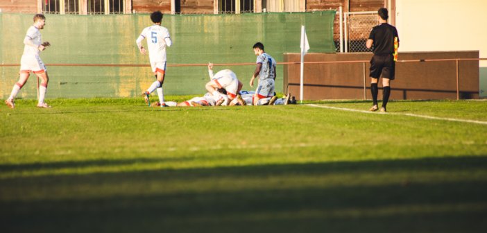 Gland s’impose au forceps